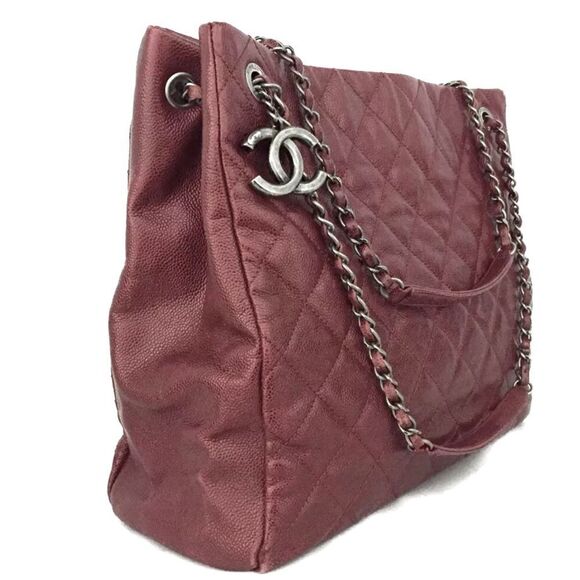 Auth Chanel Quilted Matelasse CC Charm Caviar City Shopper Tote Bag Bordeaux - Picture 2 of 13